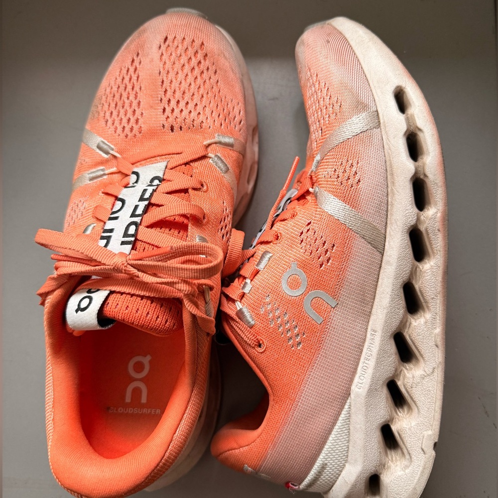 On Cloudsurfer - image 1